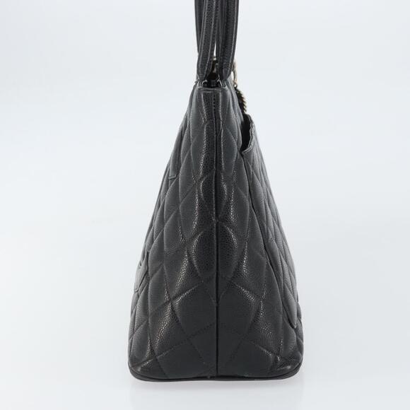 CHANEL Matelasse Reprint Tote Bag Caviar Skin Black CC Auth 160246A - Picture 4 of 16